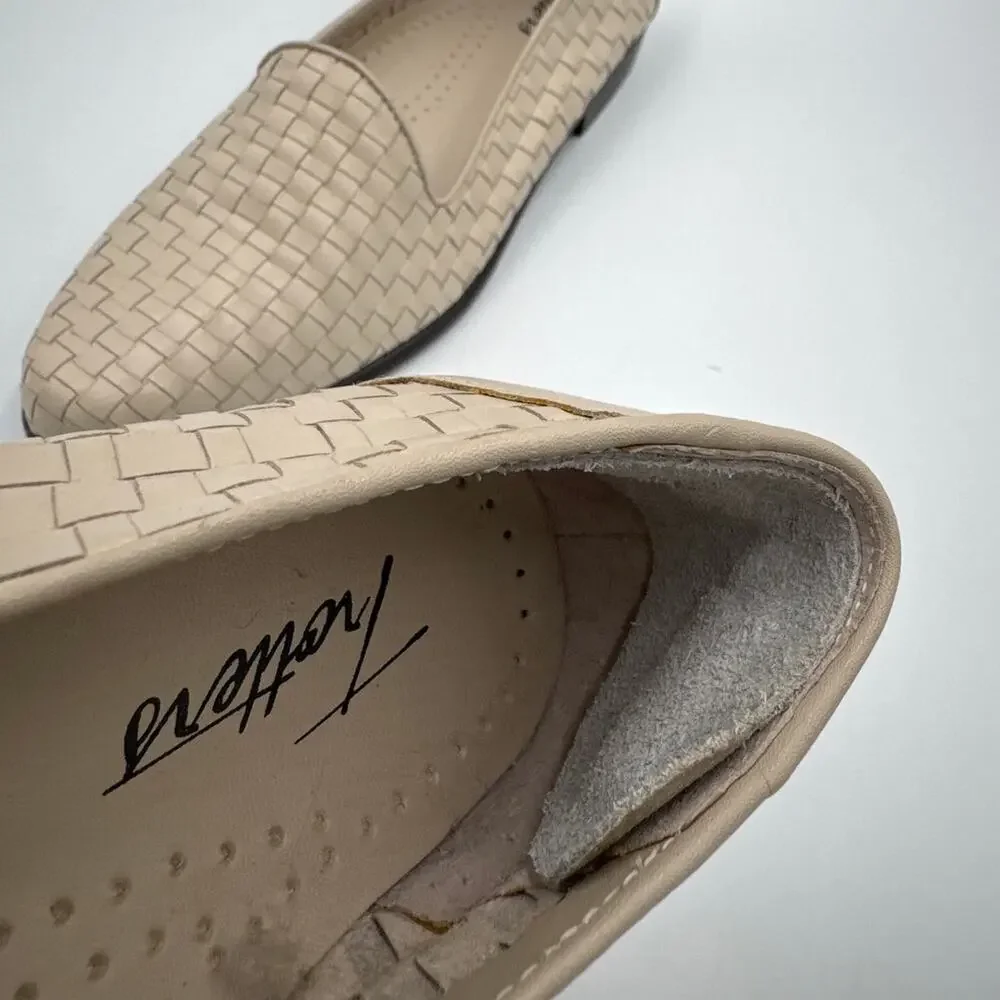 Trotters Liz Women's Size 7.5 NARROW Beige Basketweave Leather Comfort Shoe NOTE